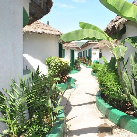 African Village Hotel Bakau Luaran gambar