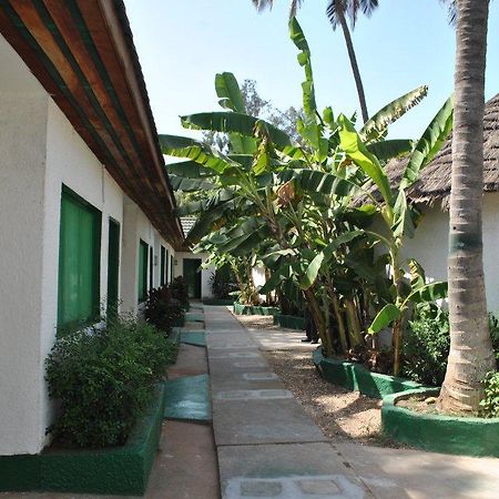 African Village Hotel Bakau Luaran gambar