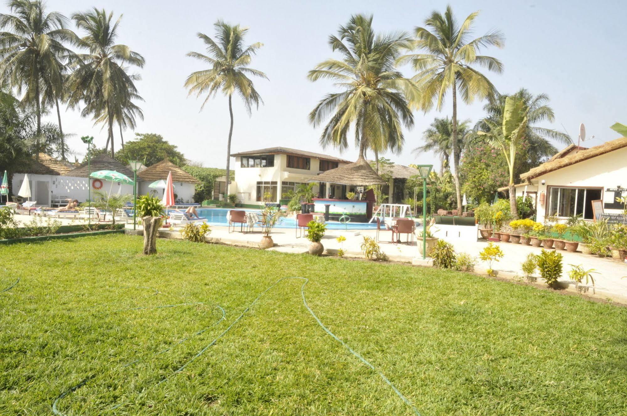 African Village Hotel Bakau Luaran gambar